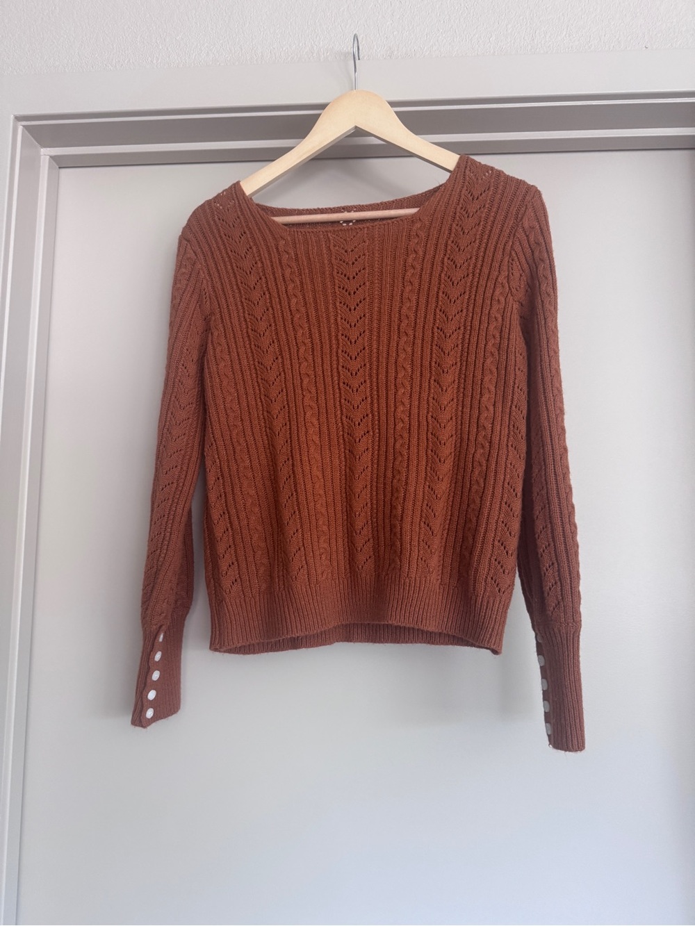Women’s SHEIN Cable Knit Sweater Size L (US 8–10)
